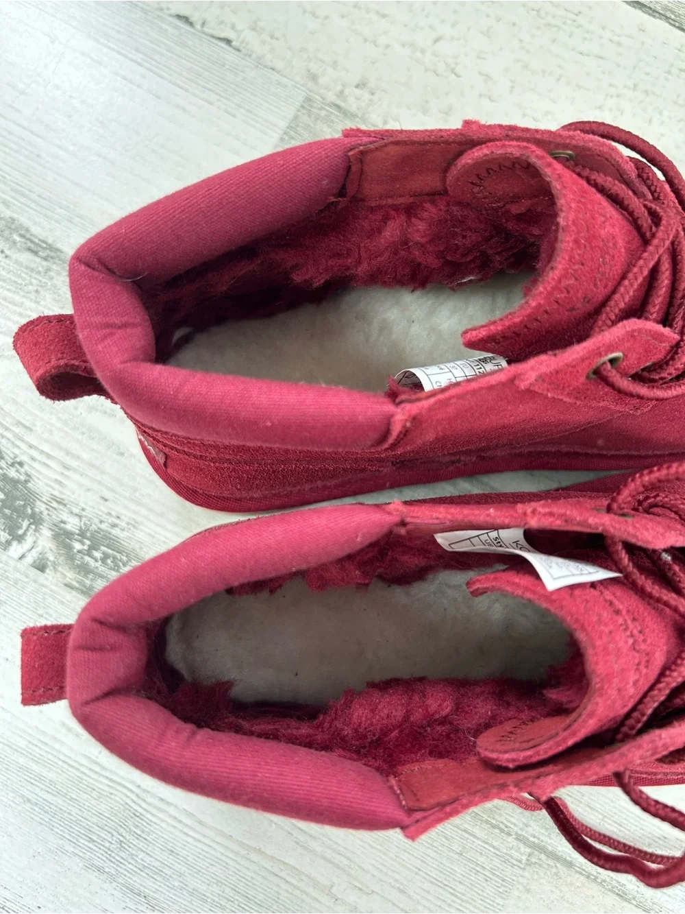 KOOLABURRA by UGG Advay Cranberry Red Suede Lace-Up Booties NEW 6